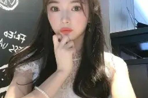 王鹤棣自曝被孤立！沈月晒聊天截图扭转舆论王鹤棣黑历史被扒光